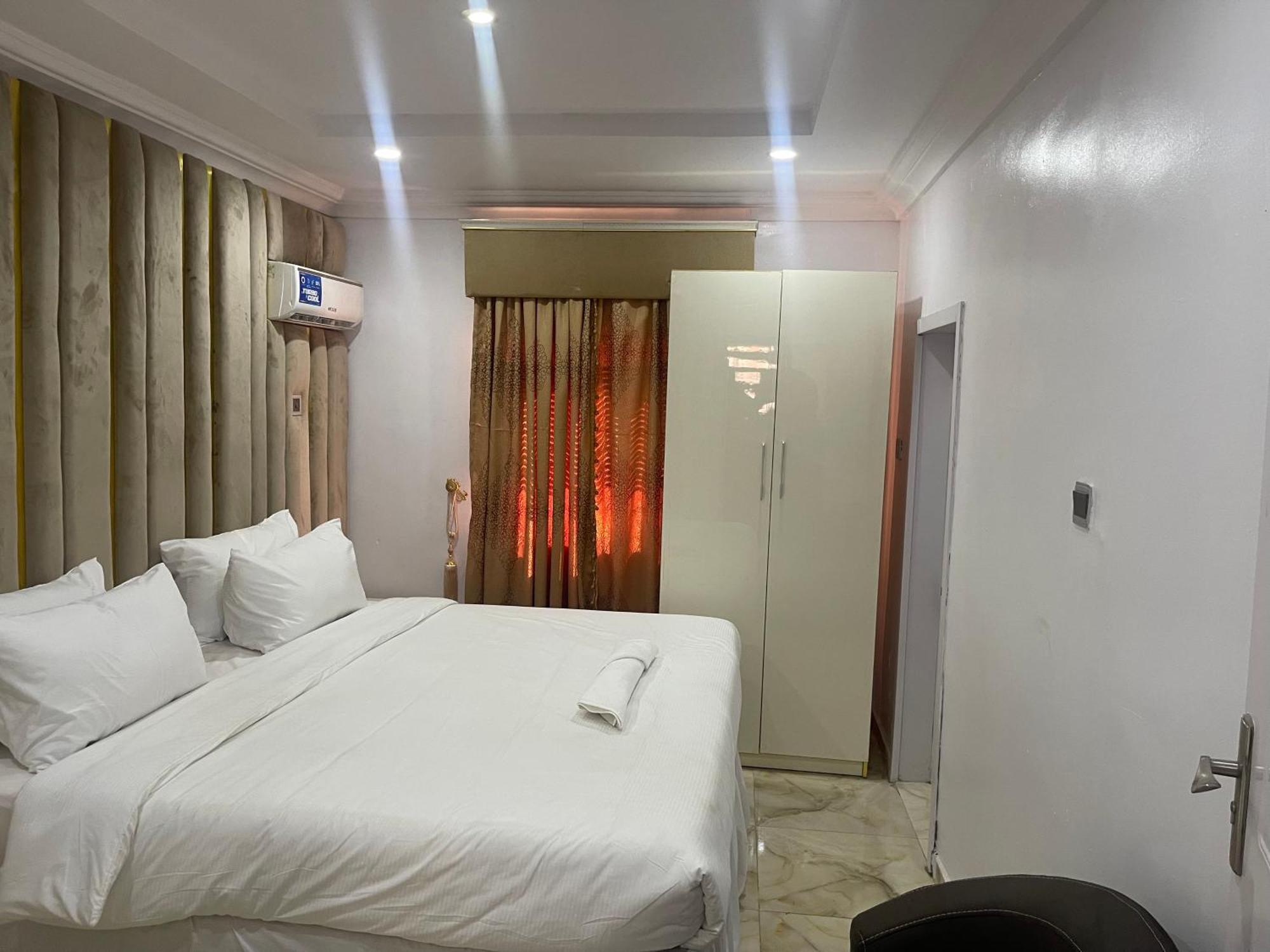 White Gold Hotel Ikeja Eksteriør bilde