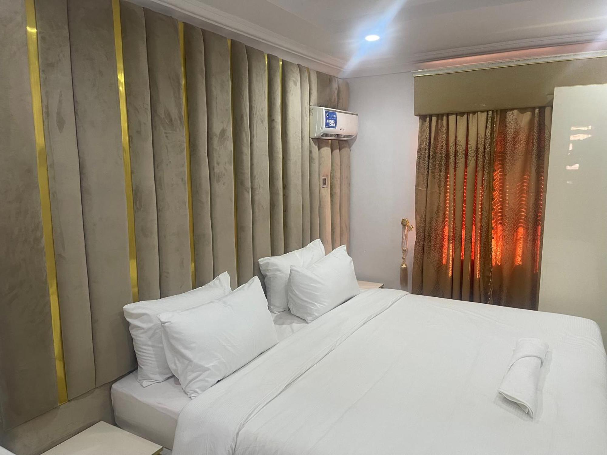 White Gold Hotel Ikeja Eksteriør bilde